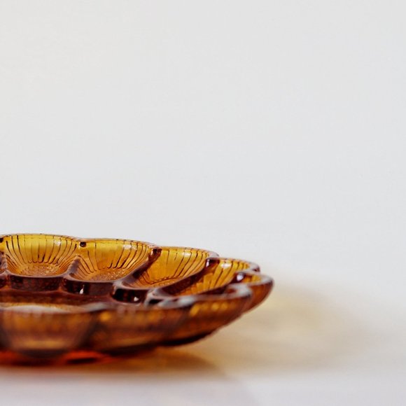 HOBNAIL AMBER GLASS EGG TRAY - Picture 5 of 6